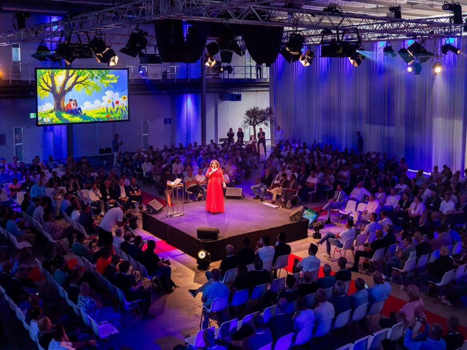 20250617 tomdoms 0657729