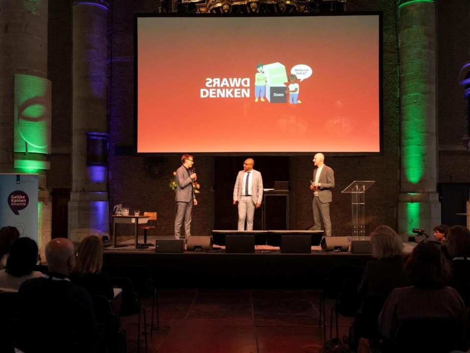 853e8b1e caa4 4010 aa74 fffca5c7200d